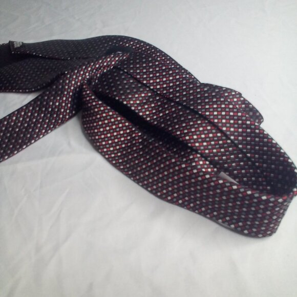 Van Heusen Tie Necktie Men Silk Dots Red Silver Black - Picture 4 of 7